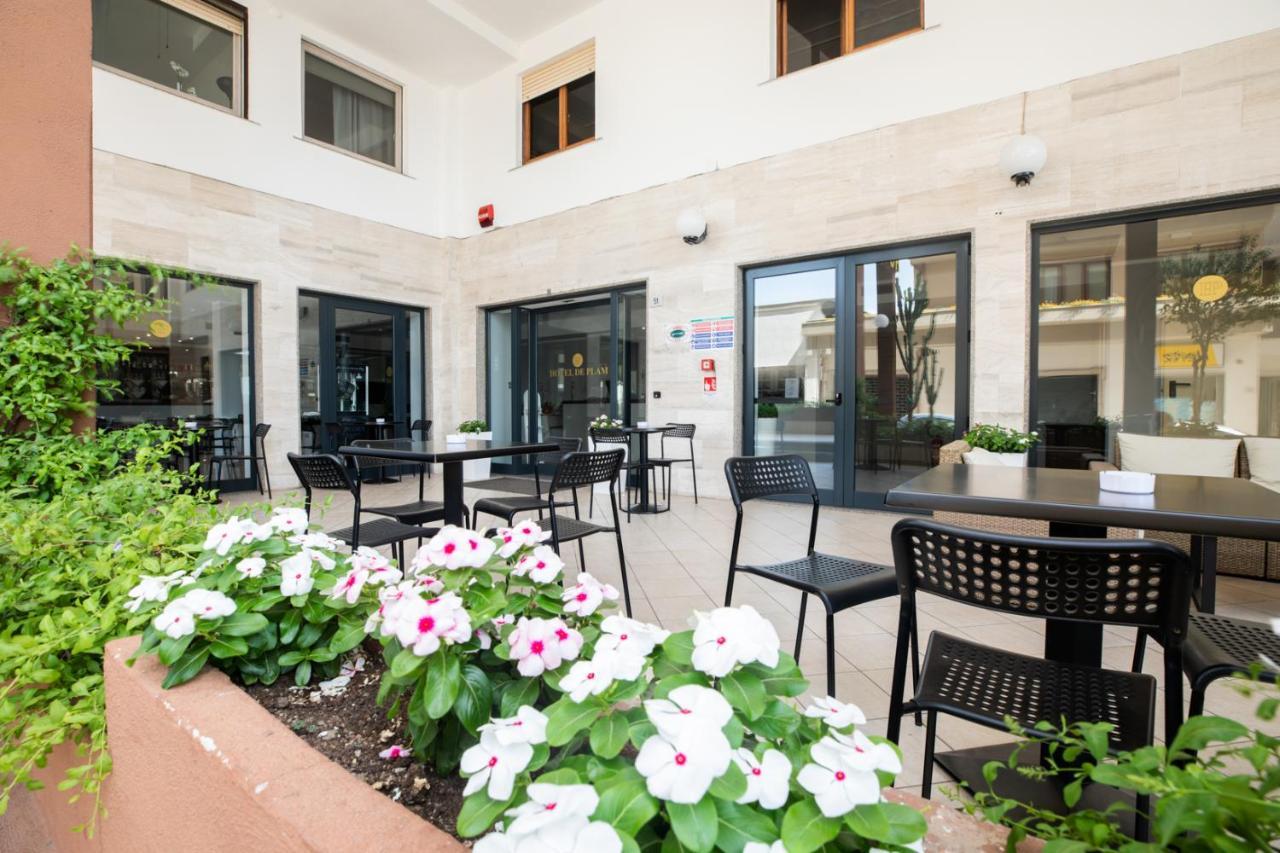 Hotel De Plam Όλμπια Εξωτερικό φωτογραφία