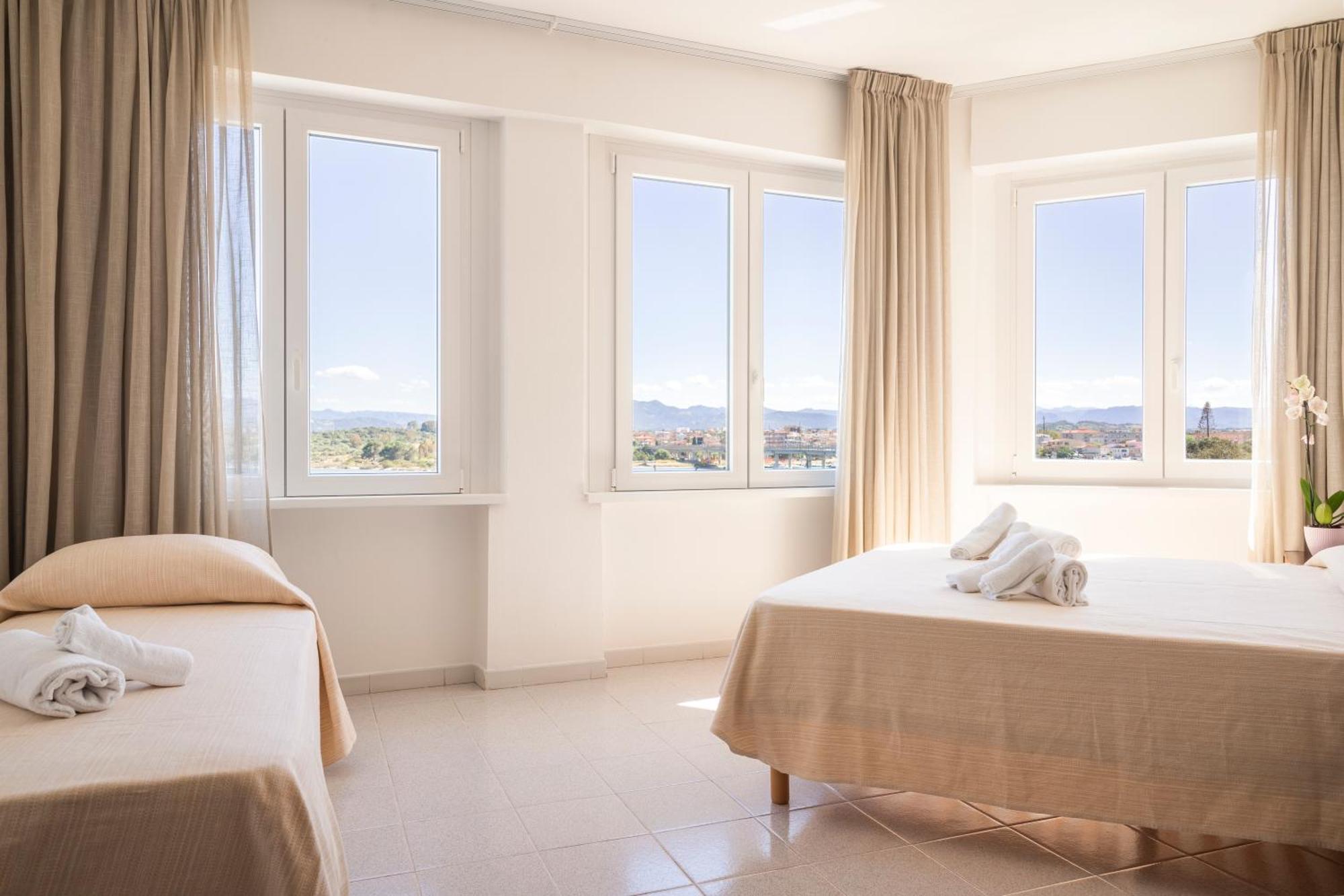 Hotel De Plam Όλμπια Εξωτερικό φωτογραφία