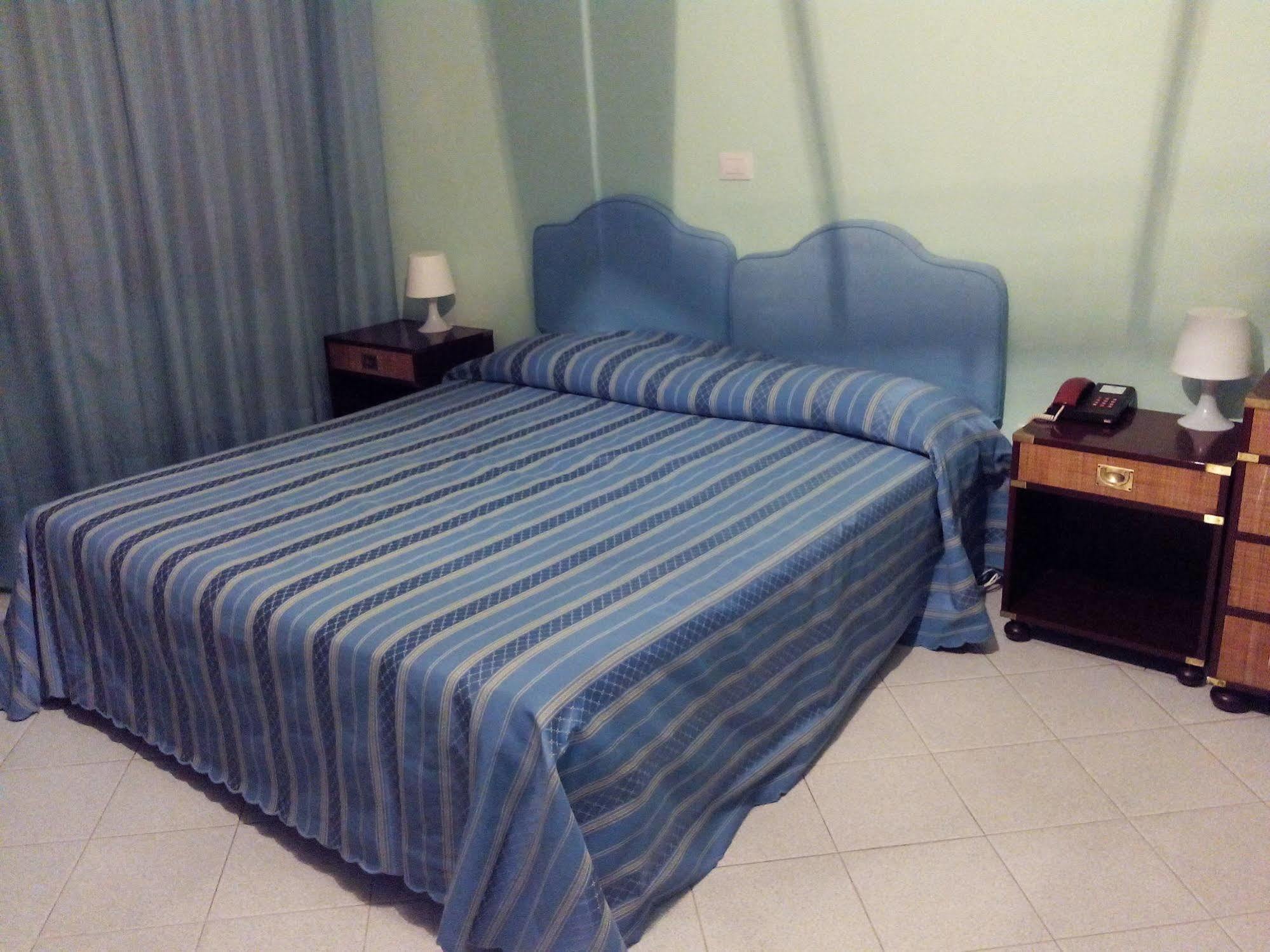 Hotel De Plam Όλμπια Εξωτερικό φωτογραφία