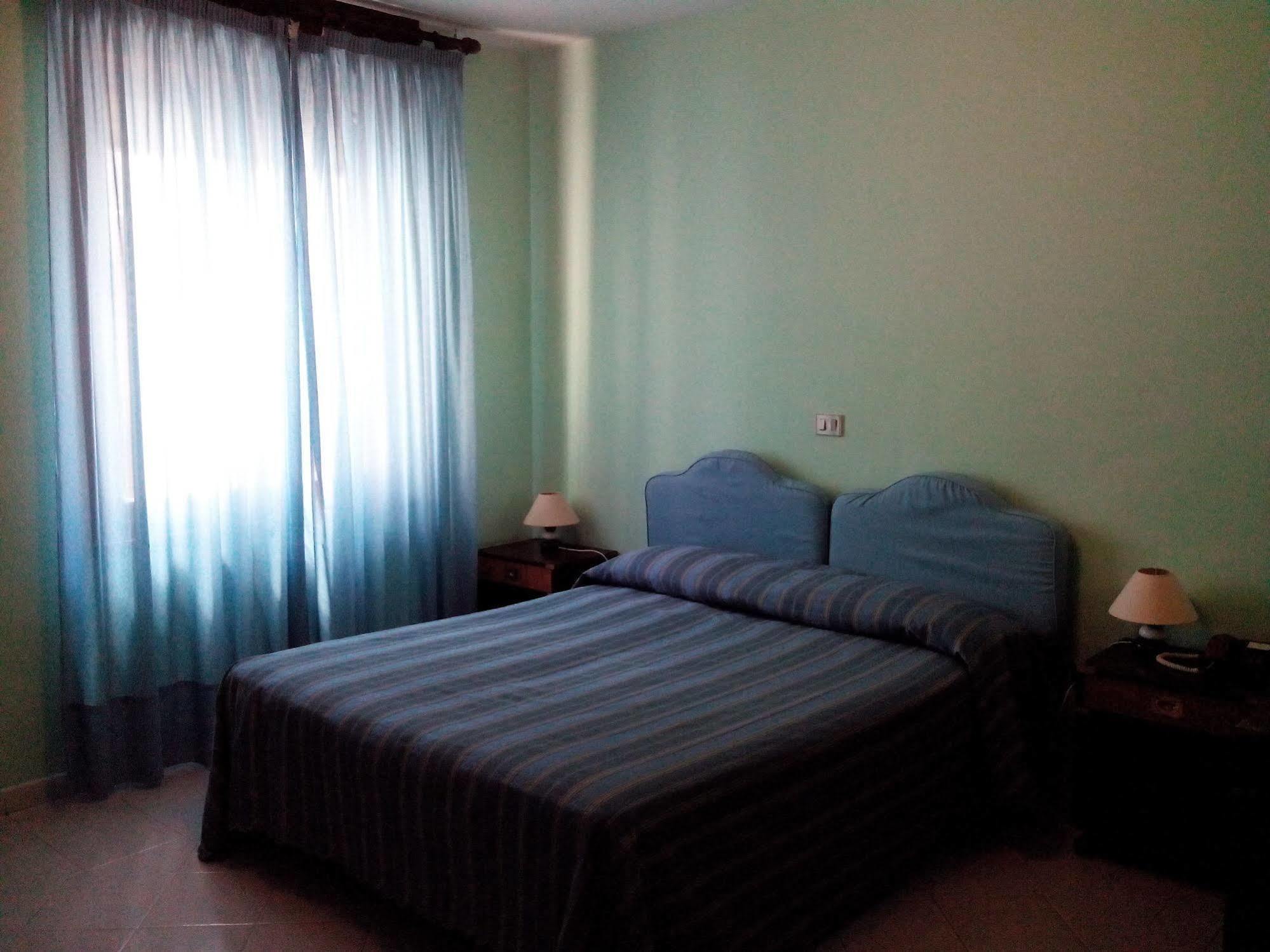 Hotel De Plam Όλμπια Εξωτερικό φωτογραφία